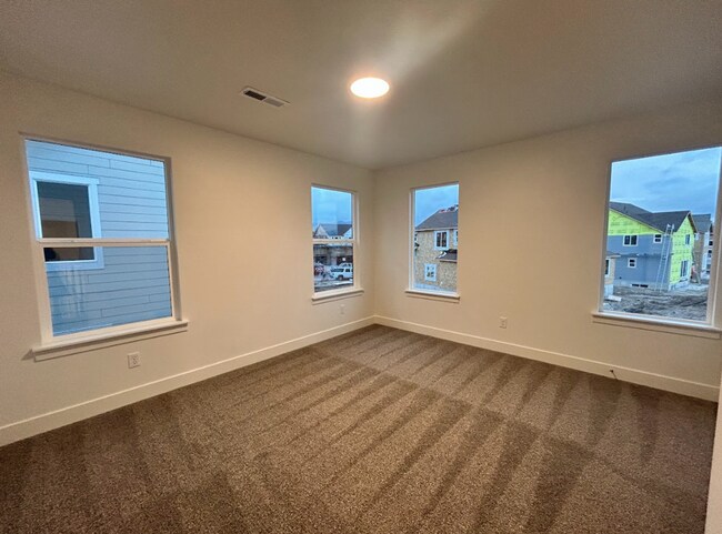 Building Photo - 3824 970 N