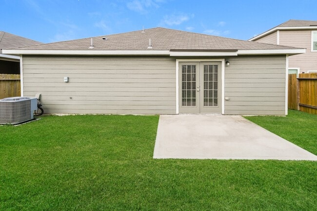 Building Photo - 22027 Ellison Dr