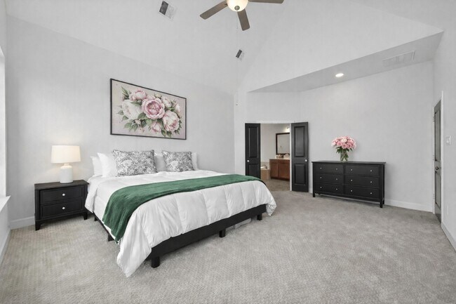 Building Photo - 14327 Vis Vw Dr