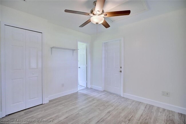 Building Photo - 4621 Starfish Ave