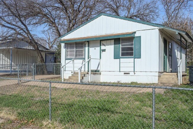 Building Photo - 1309 Greenwood Ave