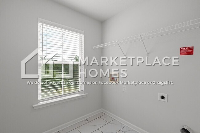 Building Photo - 3435 Briar Rose Ct