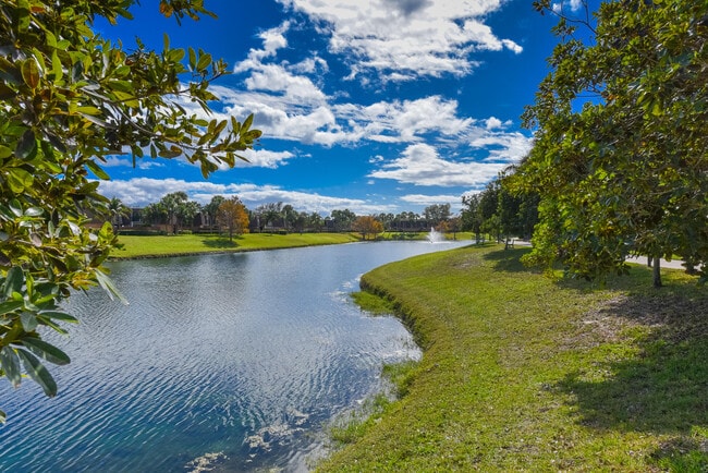 Building Photo - 2018 20th Ct