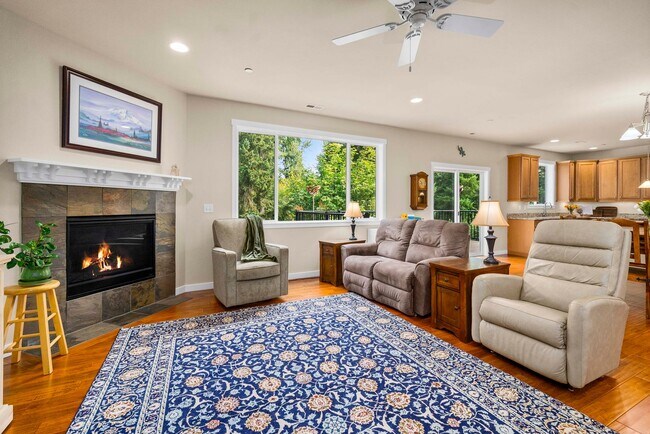 Building Photo - 2030 Nelson St