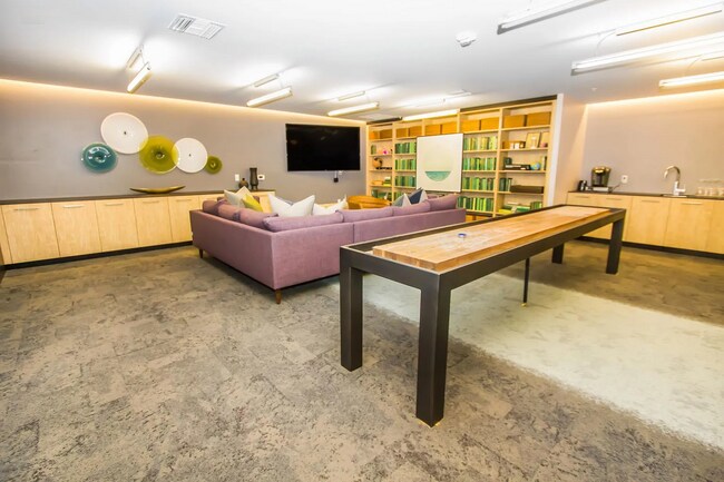 Building Photo - 1300 22nd St