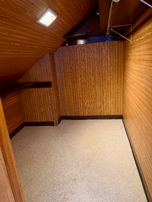 Building Photo - 114-116 Spruce St