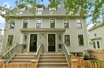 Building Photo - 15 Pleasant St