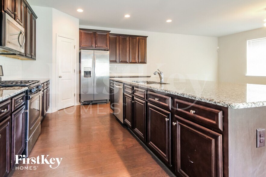 Building Photo - 3669 Brightfield Ln SW