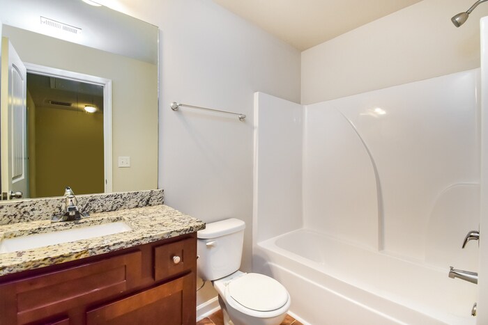 Building Photo - 3253 Pennington Dr