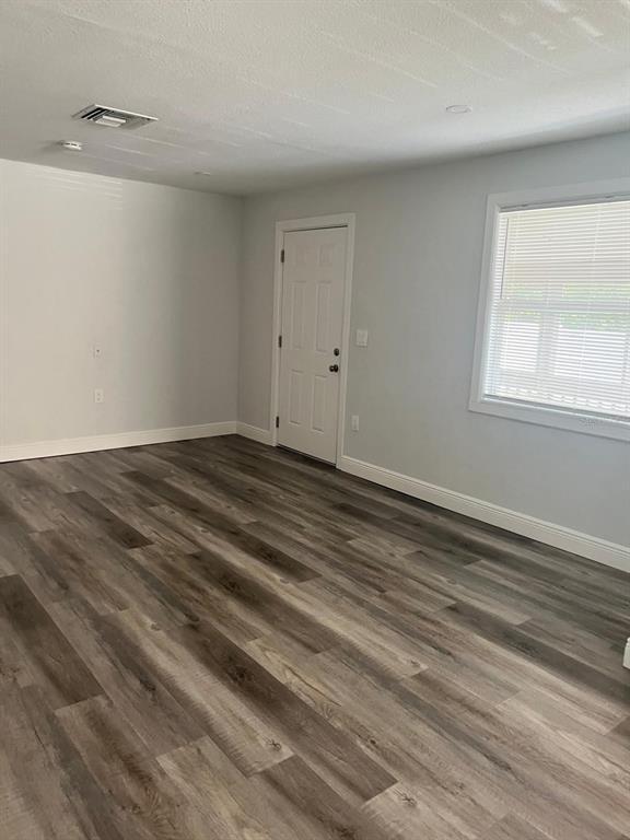 Building Photo - 9219 N 28th St