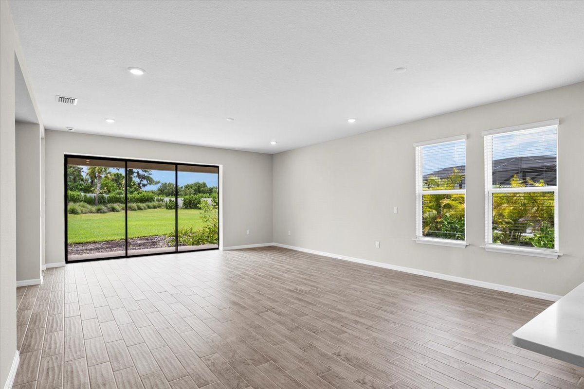 Building Photo - 9292 Tequila Sunrise Dr
