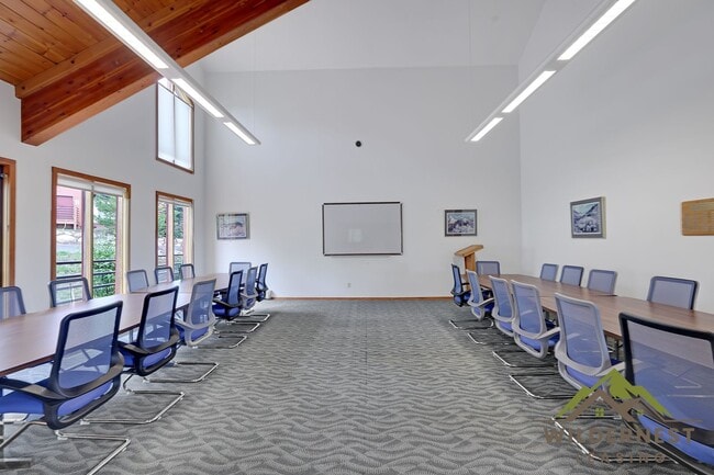 Building Photo - TWO MONTH Summer Rental  -Timber Ridge Condo - Cozy 1 Bedroom/1 Bath w/Fireplace and Pull-out couch