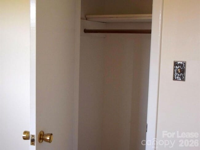 Building Photo - 1812 Cameron Rd