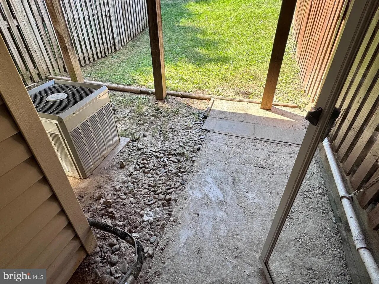 Building Photo - 3 Bailey Ln