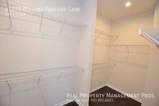 Building Photo - 41079 Rolling Pasture Ln