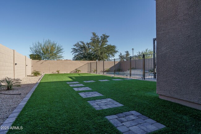 Building Photo - 15011 N 55th Dr