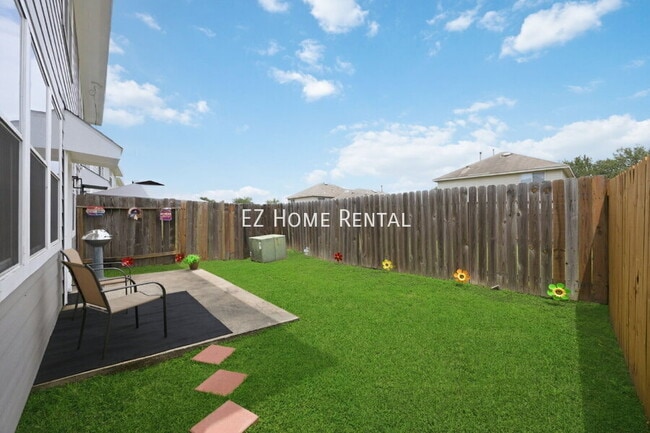 Building Photo - 8813 Elm Drake Ln