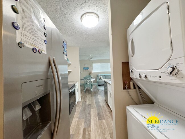 Building Photo - Charming Fully Furnished 1-Bedroom Condo in Miramar Beach!