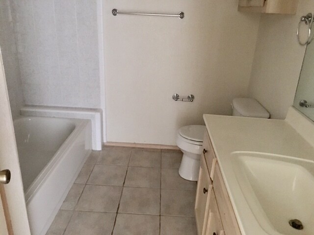 Building Photo - 2408 N I St