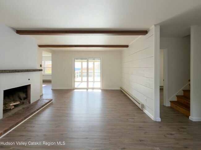 Building Photo - 13 Heyden Rd