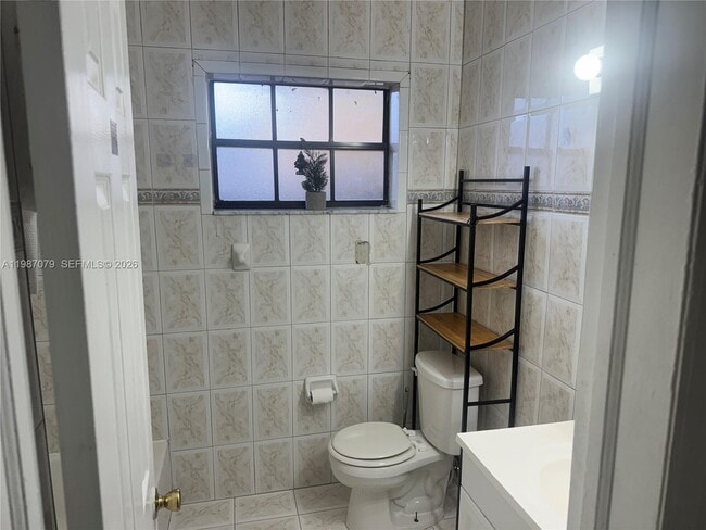 Building Photo - 11245 NW 62nd Ave