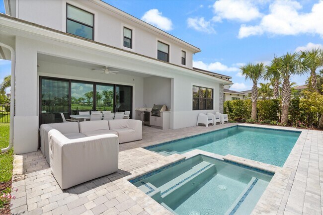 Building Photo - 12466 Solana Bay Cir