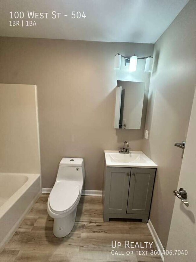 Building Photo - 100 West St