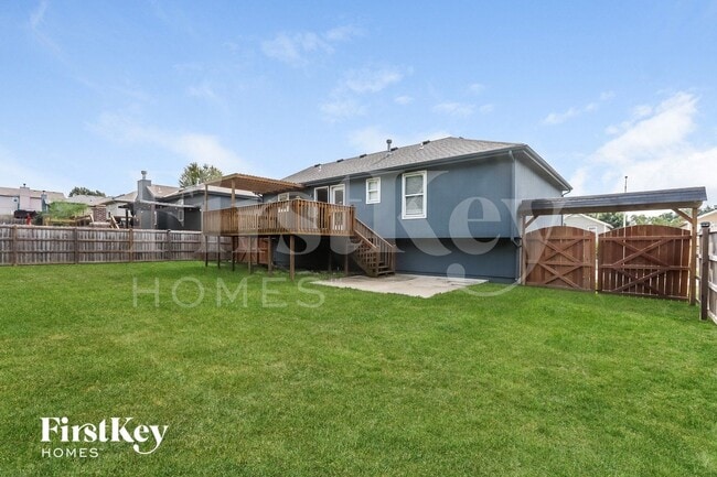 Building Photo - 3612 NE 81st Terrace