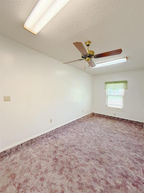 Building Photo - 2631 Oak Meadow Dr