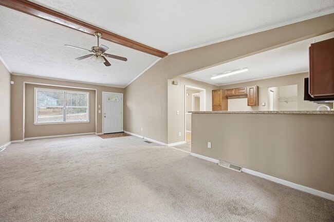 Building Photo - 4434 Janice Dr SW