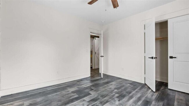 Building Photo - 610 Madola Rd