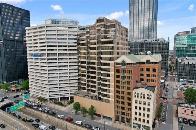 Building Photo - 151 Fort Pitt Blvd