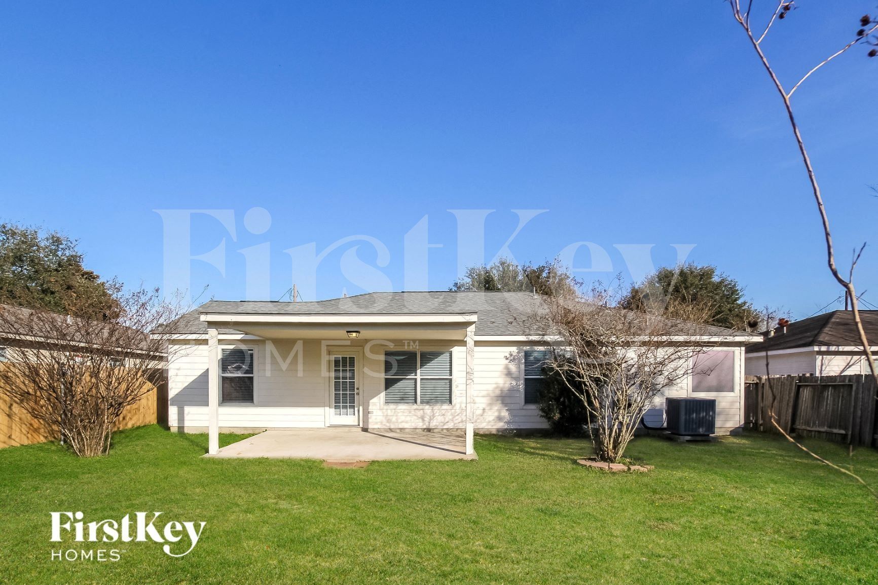 Building Photo - 16204 N View Ct