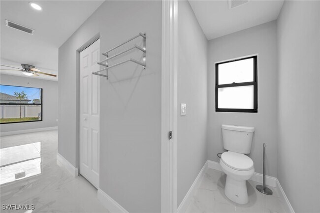 Building Photo - 2607 NW 22nd St