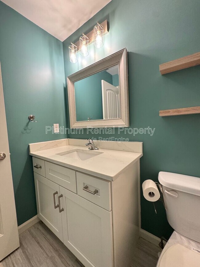 Building Photo - 211 Creek Side Pass