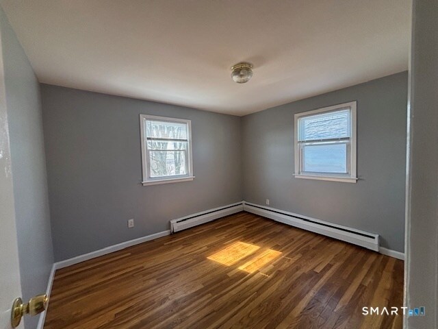 Building Photo - 95 Balsam Ave