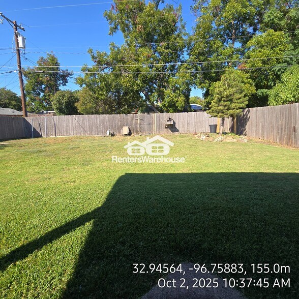 Building Photo - 610 Dover Dr