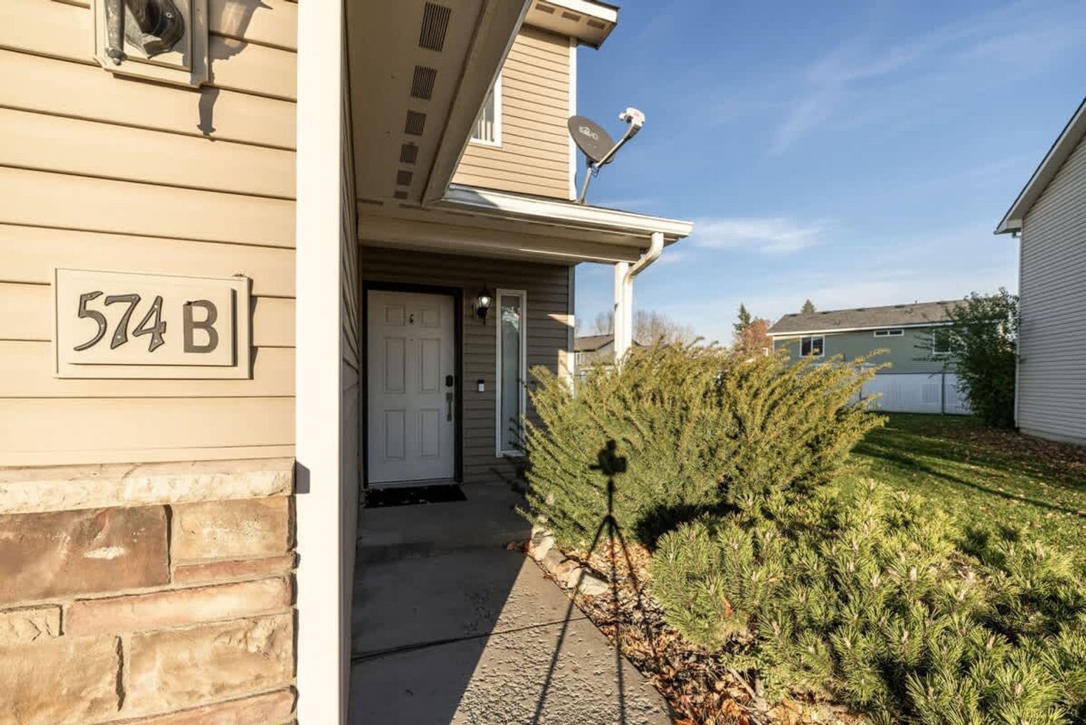 Building Photo - 574 Hydra Pl