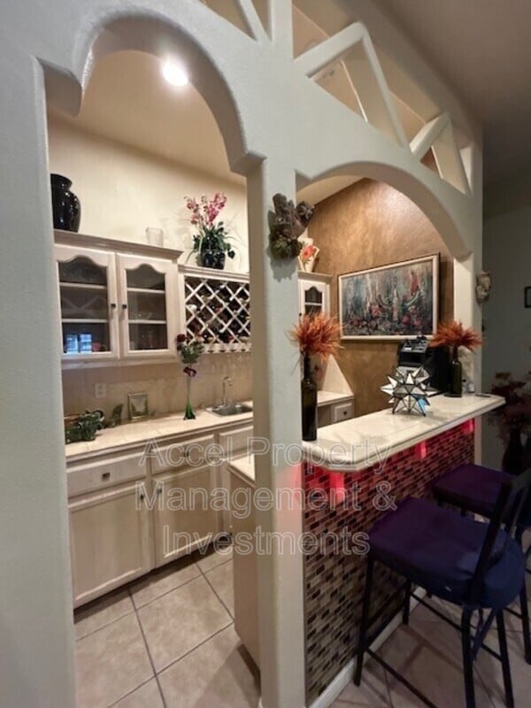 Building Photo - 5018 S Hummer Ln