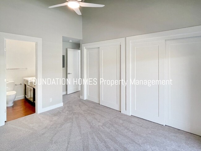 Building Photo - VIDEO - Live off a Marina - High-End Finishes - Balcony - FOUNDATION