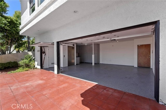 Building Photo - 6405 Vista Pacifica