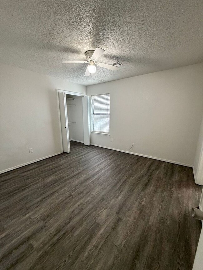 Building Photo - Completely Remodeled 2 Story Duplex - Putnam City Schools - Must See