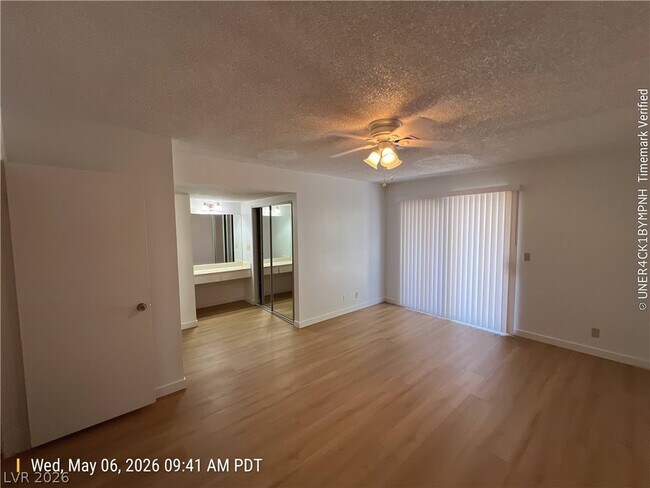 Building Photo - 2513 Lourdes Ave