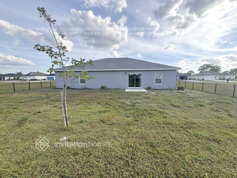 Building Photo - 16198 Alcira Cir