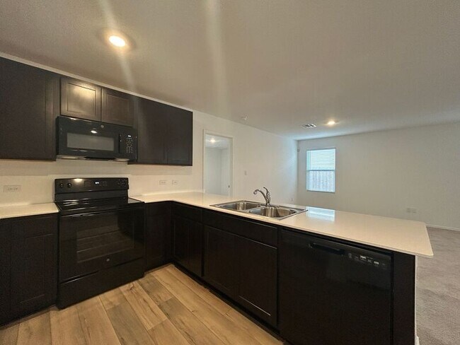 Building Photo - 1213 Catfish Ln