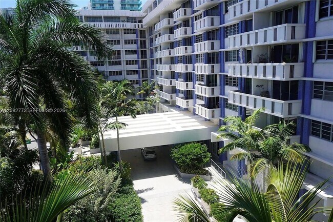 Building Photo - 800 West Ave