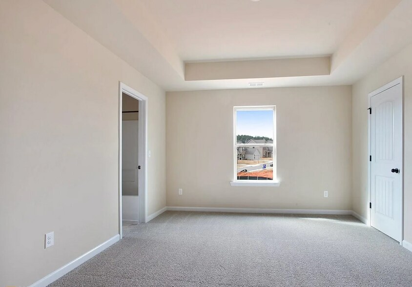Building Photo - 133 Babbling Brook Dr