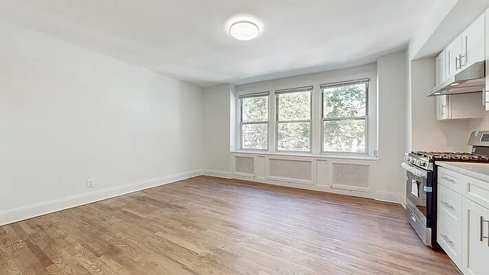 Building Photo - 68-28 Juno St