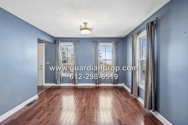 Building Photo - House Near Downtown Stillwater Available Now, Hardwood Floors, Updated Kitchen, Fenced Yard