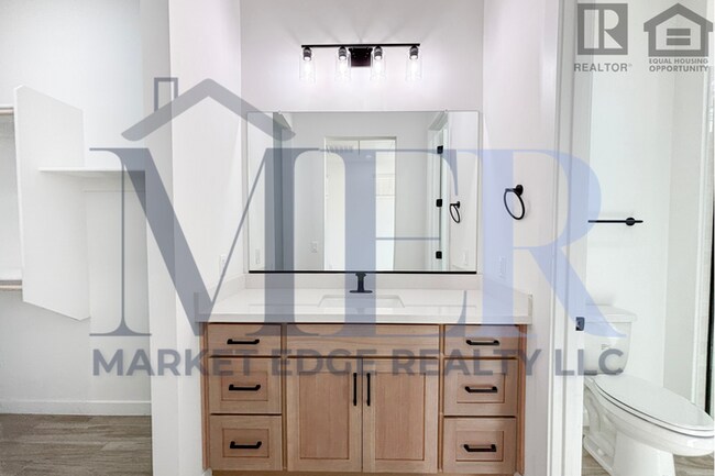 Building Photo - 3Bed/3Bath Home in North Scottsdale w/Casi...